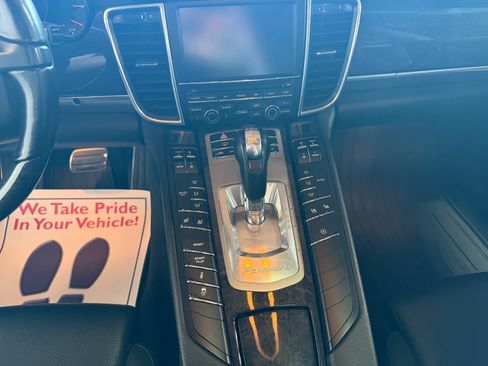 Used 2014 Porsche Panamera 4S image 20