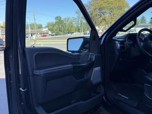 Used 2021 Ford F150 Platinum image 14