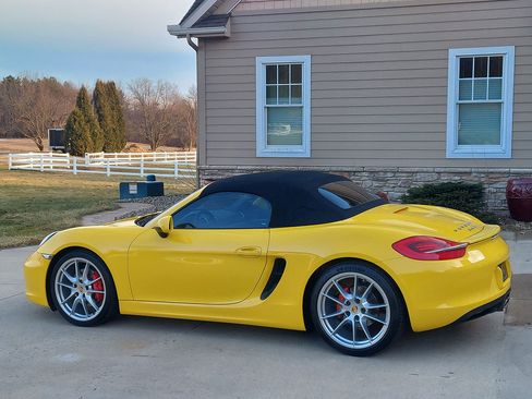 Used 2014 Porsche Boxster S image 16