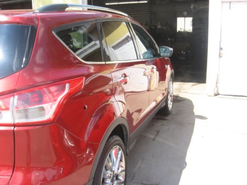 Used 2014 Ford Escape 4WD SE image 4