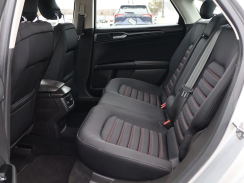 Used 2013 Ford Fusion SE image 13