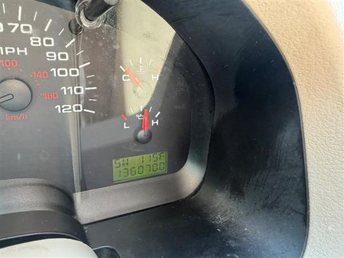 Used 2004 Ford F150 2WD SuperCrew XLT image 11