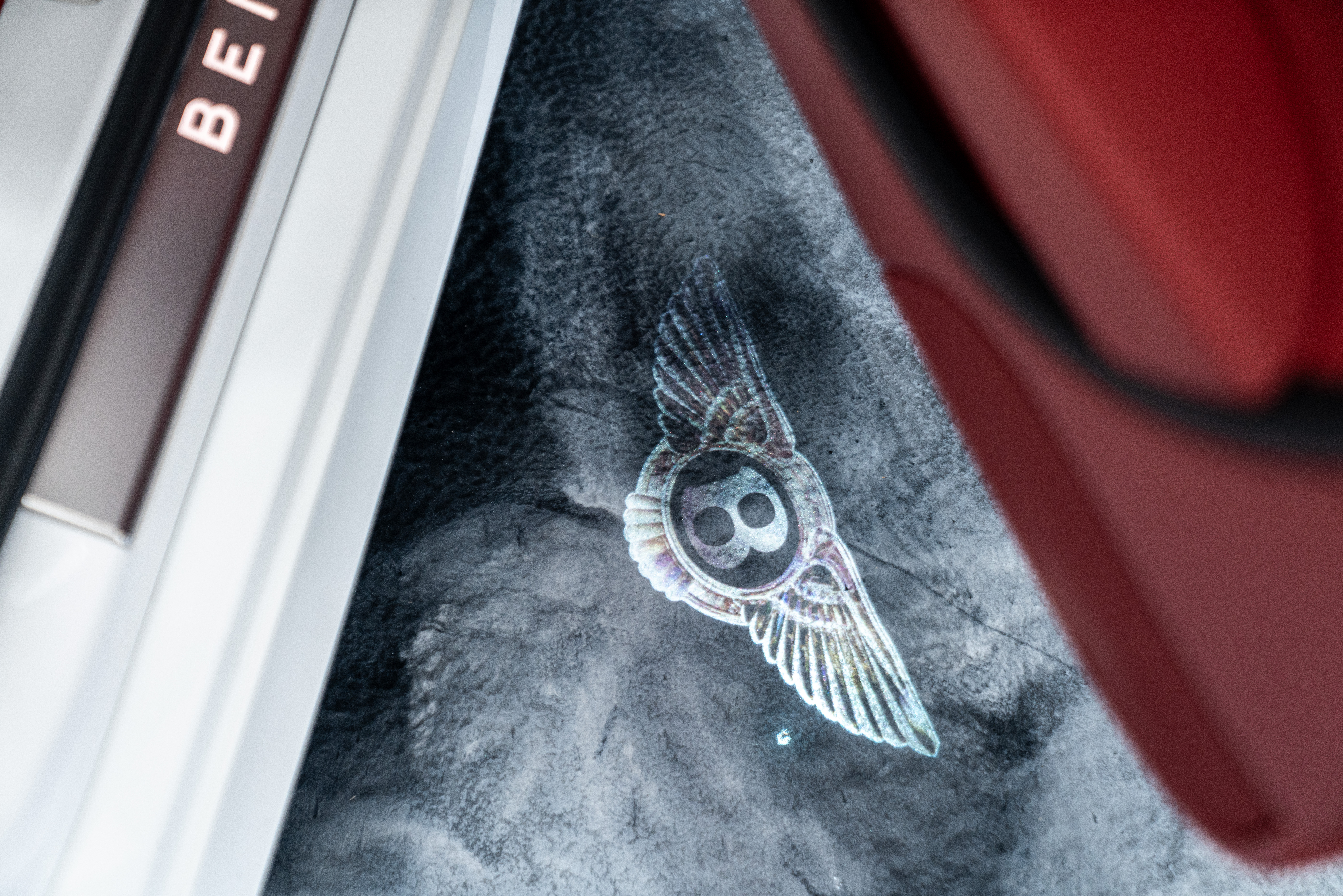 Used 2025 Bentley Continental GTC Speed AWD/4WD image 33