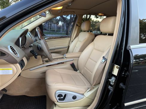 Used 2010 Mercedes-Benz ML 350 image 9