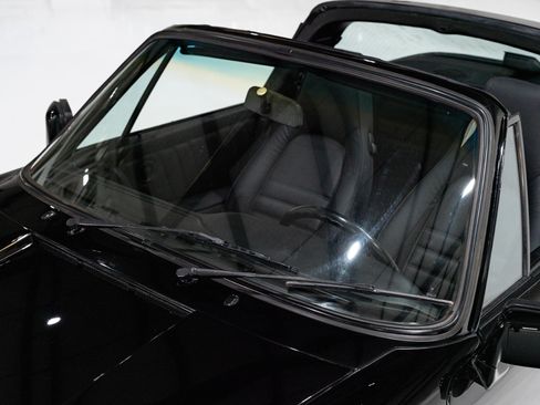 Used 1987 Porsche 911 Carrera RWD image 46