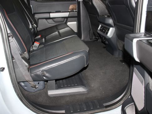 Used 2024 Ford F250 4x4 Crew Cab Super Duty image 25