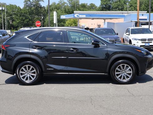 Used 2020 Lexus NX 300h image 9