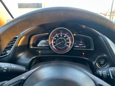 Used 2016 MAZDA MAZDA3 i Touring image 14