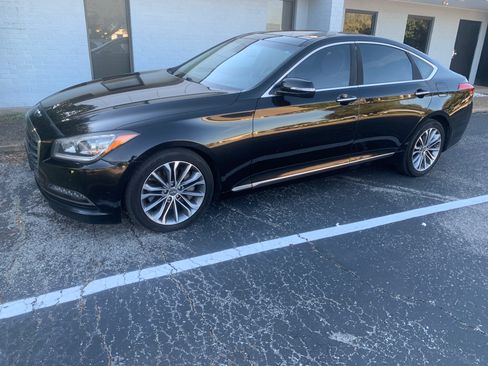 Used 2016 Hyundai Genesis 3.8 image 1