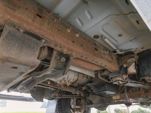 Used 1999 Ford F350 XLT image 85