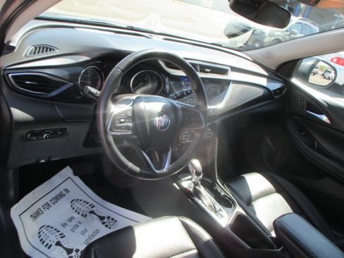 Used 2022 Buick Encore GX Essence FWD image 8