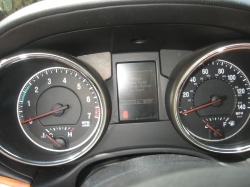 Used 2012 Jeep Grand Cherokee Overland image 10