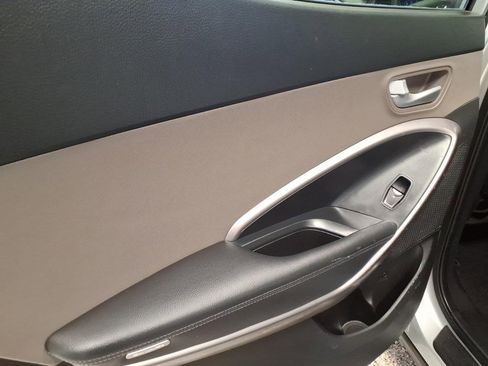 Used 2016 Hyundai Santa Fe Sport image 20