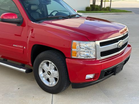 Used 2007 Chevrolet Silverado 1500 LTZ image 50