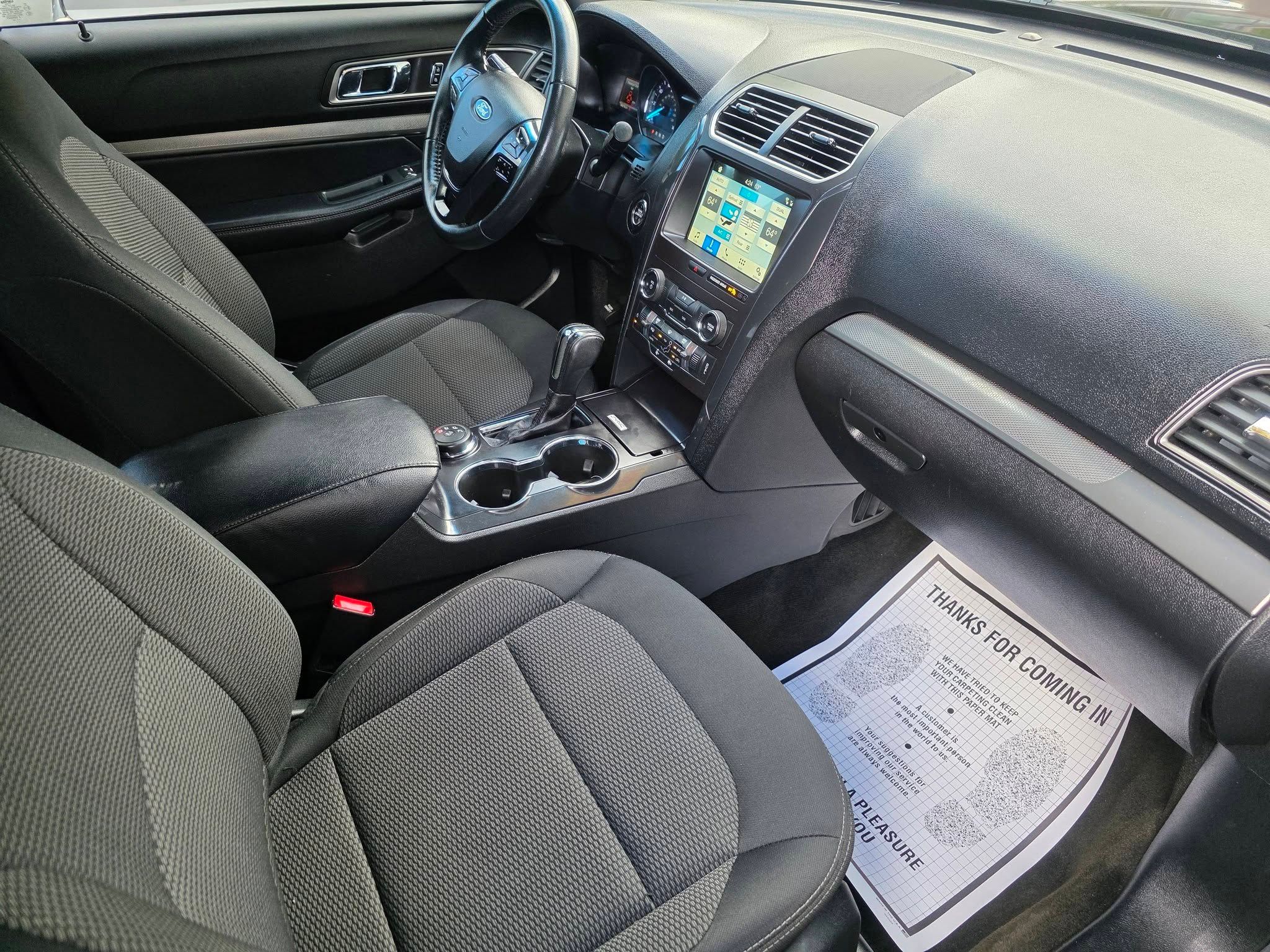 Used 2018 Ford Explorer 4WD XLT image 19