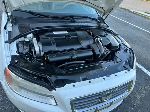 Used 2011 Volvo S80 3.2 image 8