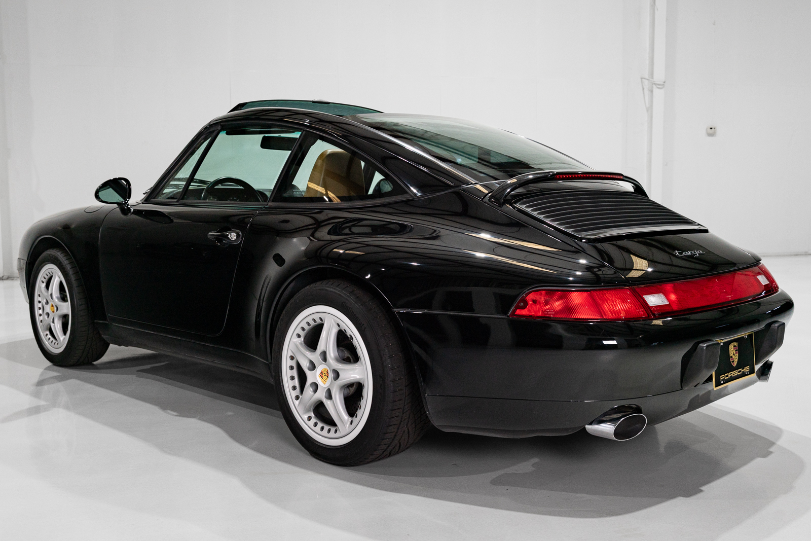 Used 1996 Porsche 911 Targa RWD image 8