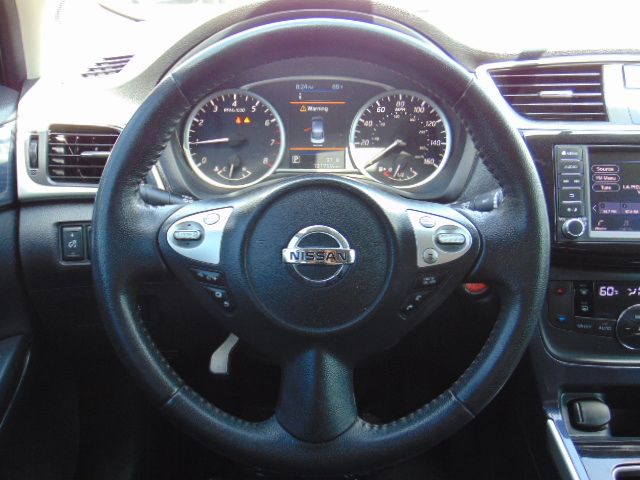 Used 2019 Nissan Sentra SR FWD image 15