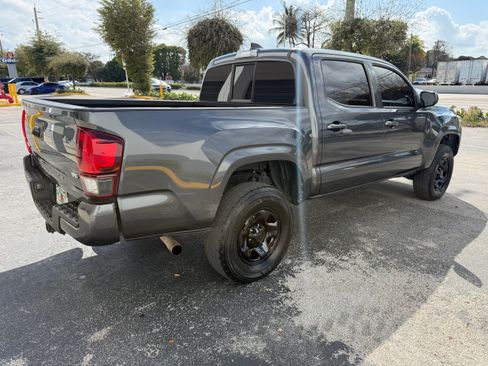Used 2023 Toyota Tacoma image 13