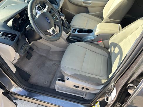Used 2015 Ford Escape FWD SE image 5