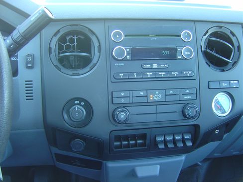 Used 2016 Ford F250 XL image 10