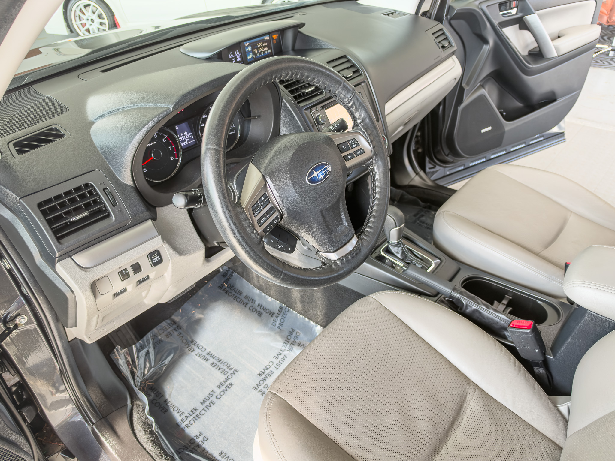 Used 2015 Subaru Forester 2.5i Touring AWD/4WD image 7