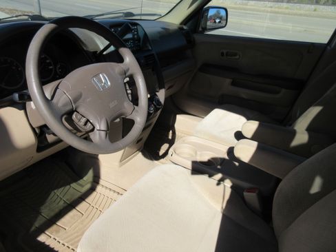 Used 2005 Honda CR-V EX image 3