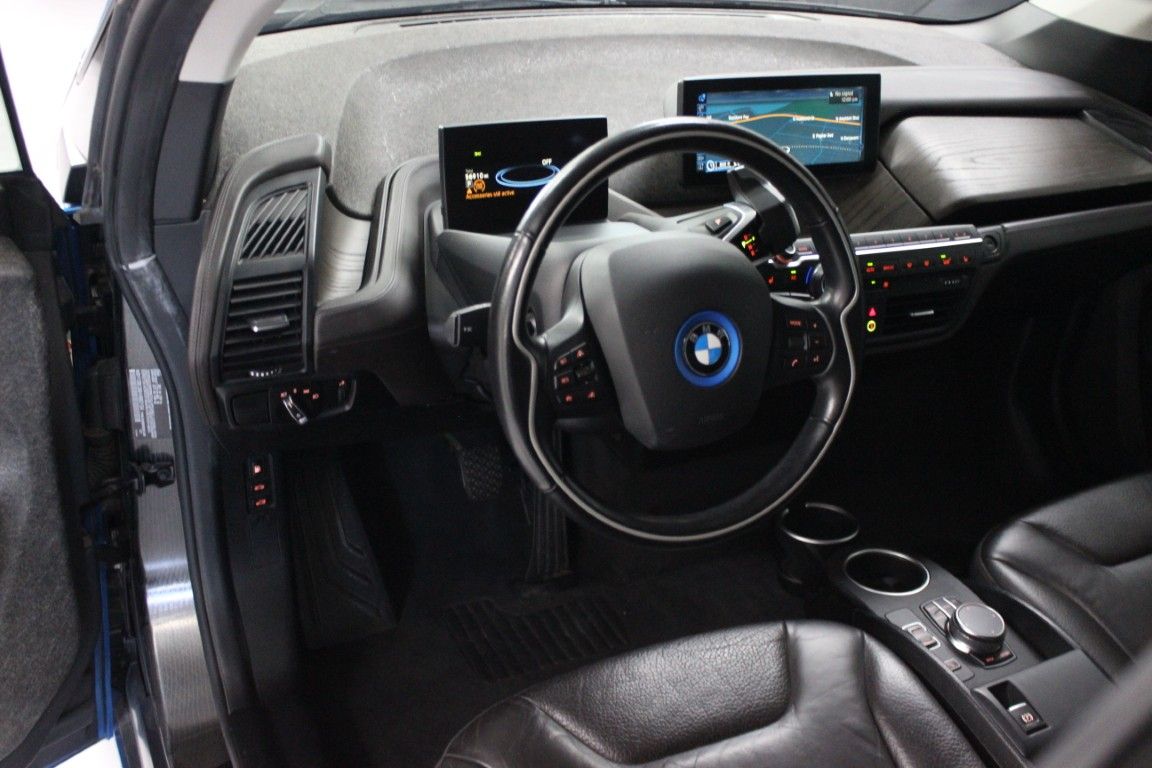 Used 2017 BMW i3 w/ Range Extender RWD image 13