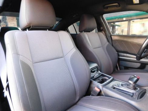 Used 2022 Dodge Charger SXT image 23