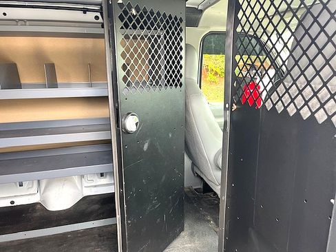 Used 2012 Ford E-150 and Econoline 150 XL image 19