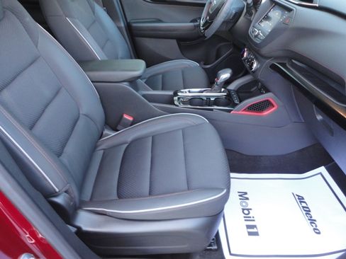 Used 2023 Chevrolet TrailBlazer FWD RS image 21