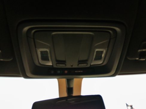 Used 2022 GMC Sierra 2500 AT4 image 93