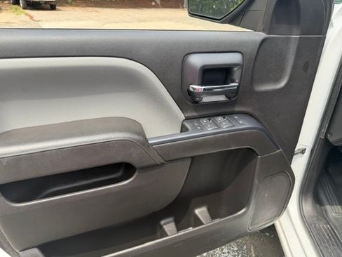 Used 2017 Chevrolet Silverado 2500 4x4 Crew Cab image 21