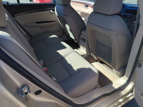 Used 2008 Saturn Aura XE image 16