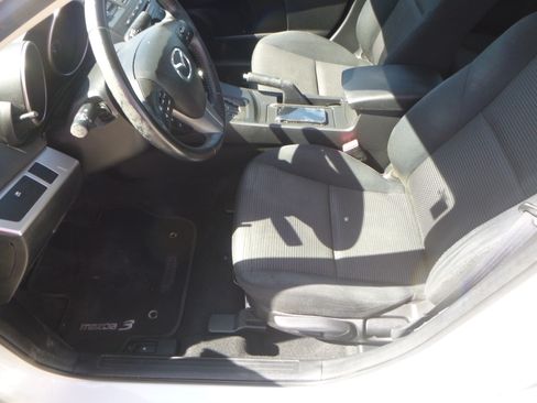 Used 2012 MAZDA MAZDA3 i Touring image 13