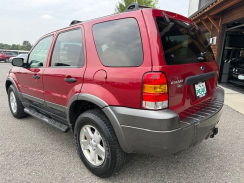 Used 2006 Ford Escape 4WD XLT image 3
