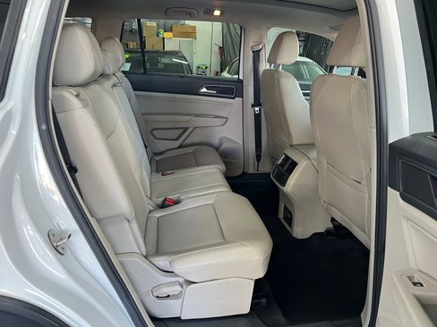Used 2018 Volkswagen Atlas SEL image 18
