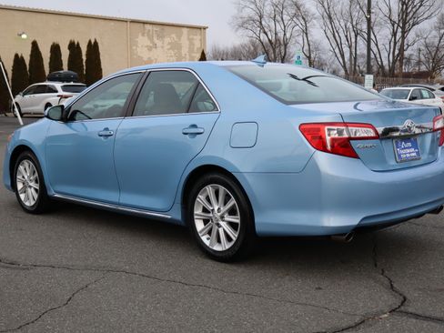 Used 2012 Toyota Camry XLE image 6