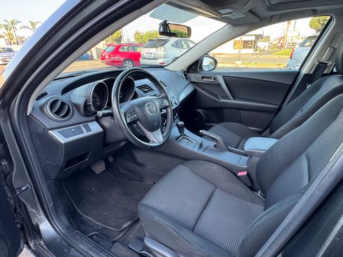 Used 2012 MAZDA MAZDA3 i Touring image 16