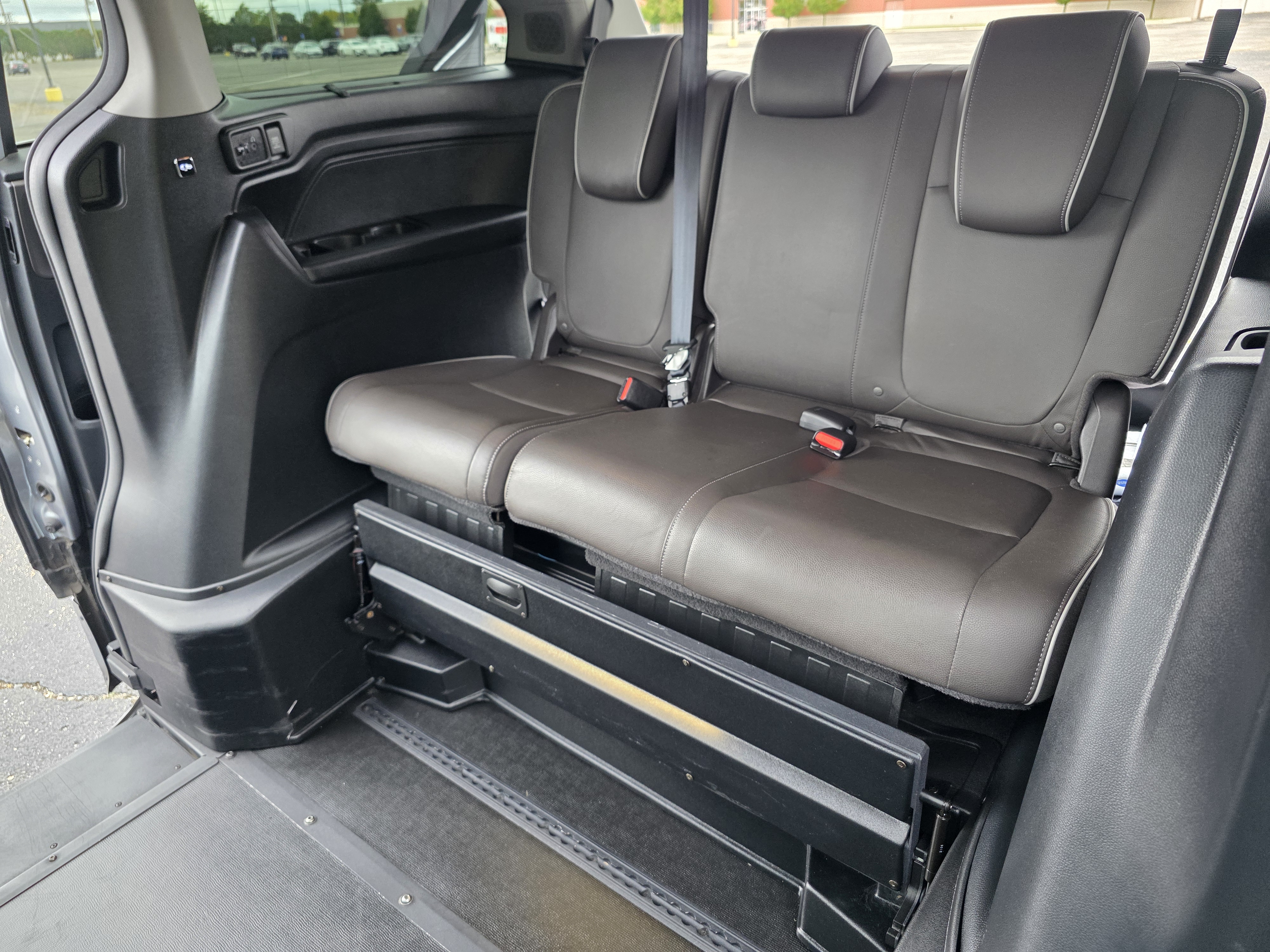 Used 2021 Honda Odyssey Elite image 18