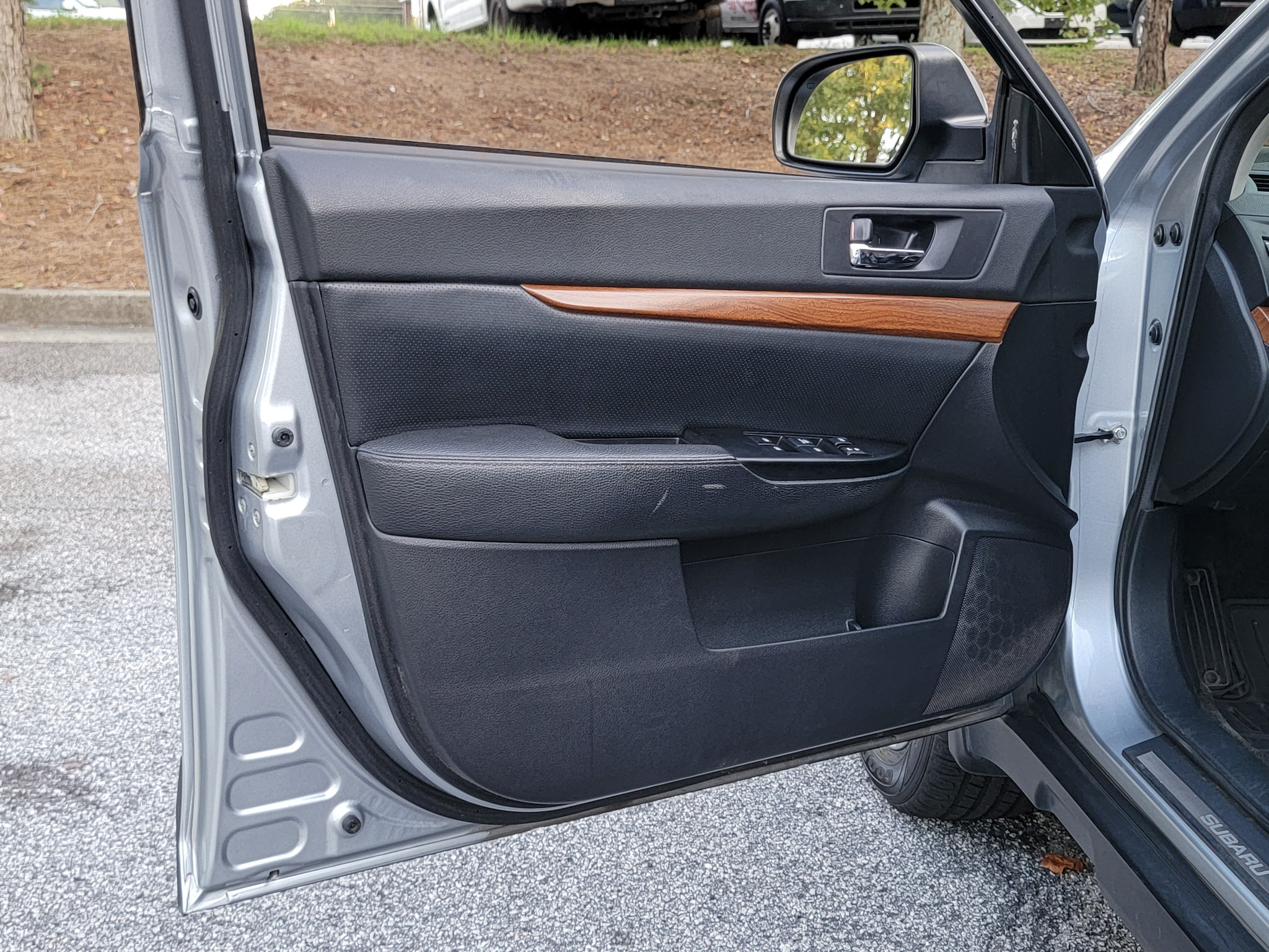 Used 2013 Subaru Outback 2.5i Limited AWD/4WD image 59