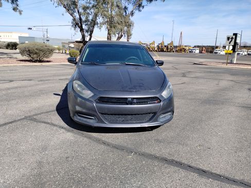 Used 2016 Dodge Dart SXT image 2