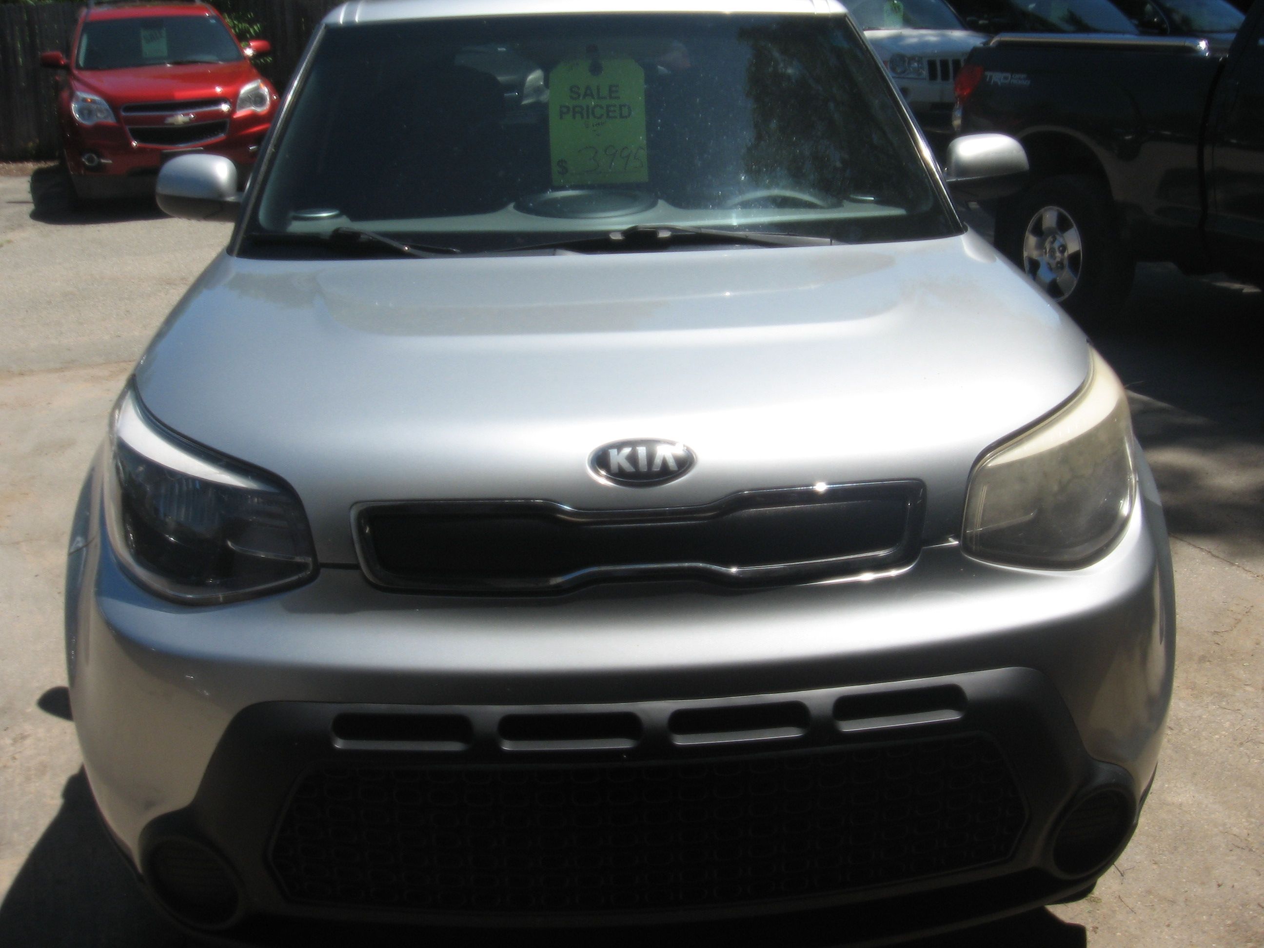 Used 2014 Kia Soul S FWD image 2
