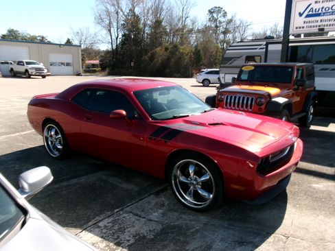 Used 2010 Dodge Challenger R/T image 29