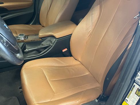 Used 2014 BMW 328i xDrive image 29