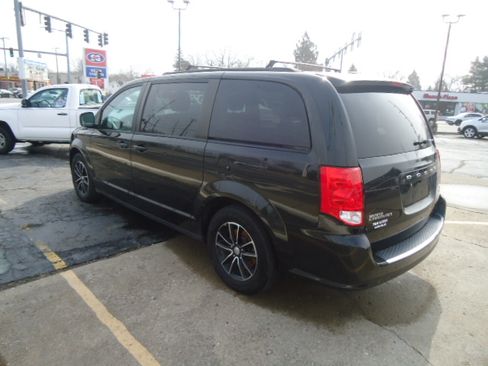 Used 2018 Dodge Grand Caravan GT image 8