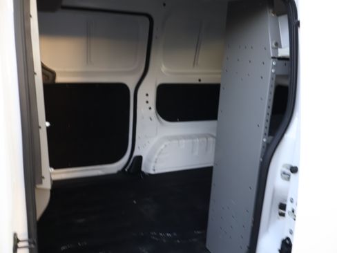 Used 2019 Nissan NV200 SV image 29