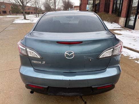 Used 2011 MAZDA MAZDA3 i Sport image 8
