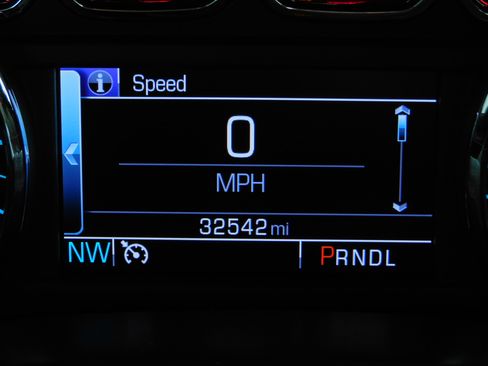 Used 2018 Chevrolet Silverado 1500 LT image 30