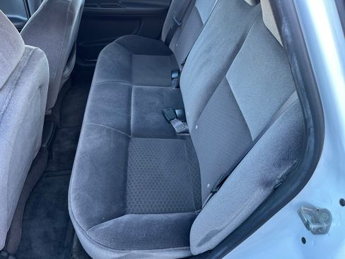 Used 2011 Chevrolet Impala LS image 8